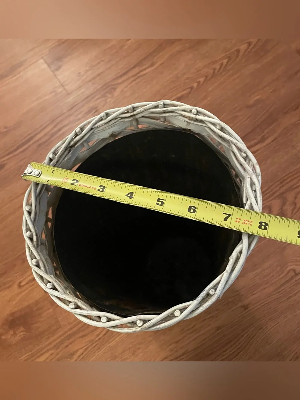 Vintage Metal‎ Lined Flower/Plant Basket Farmhouse Cottage Rustic White 14”x8”